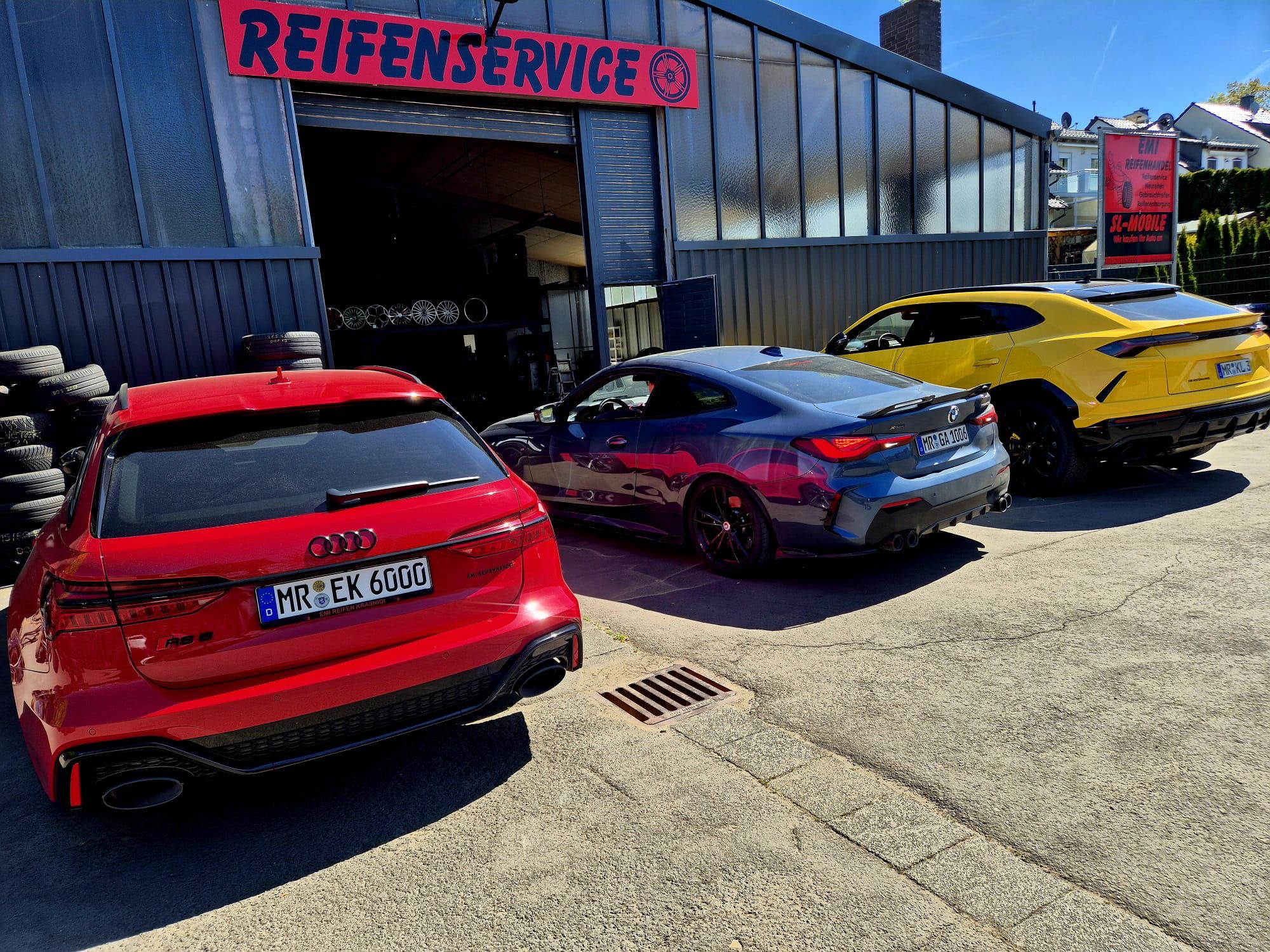 Audi RS6, BMW M4 und Lamborghini Urus bei EMI